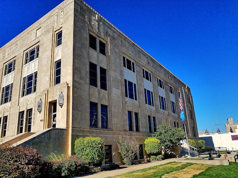 Grady County Courthouse