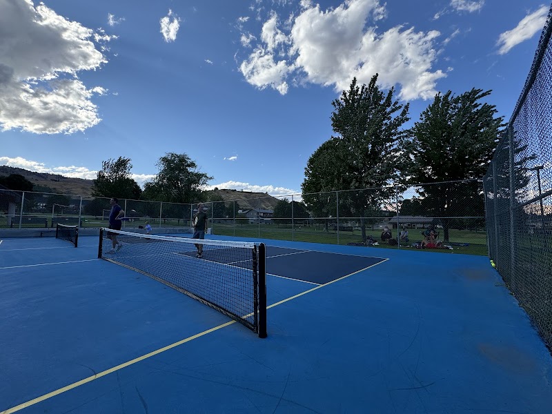 Rotary Park Pickleball Courts