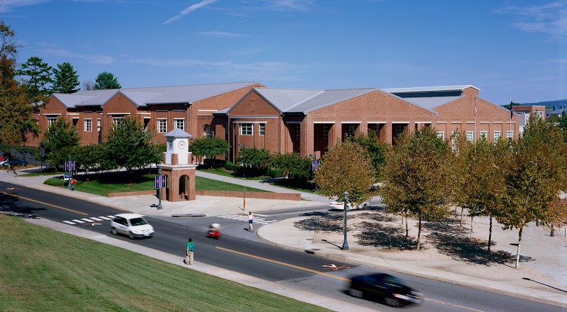 UVA Aquatic & Fitness Center