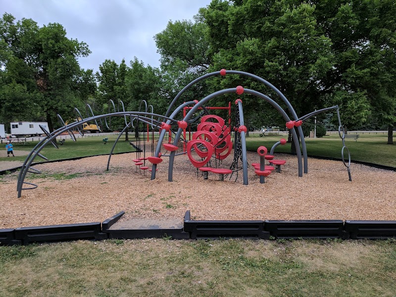 Elmwood Park - Pickleball in West Fargo, North Dakota