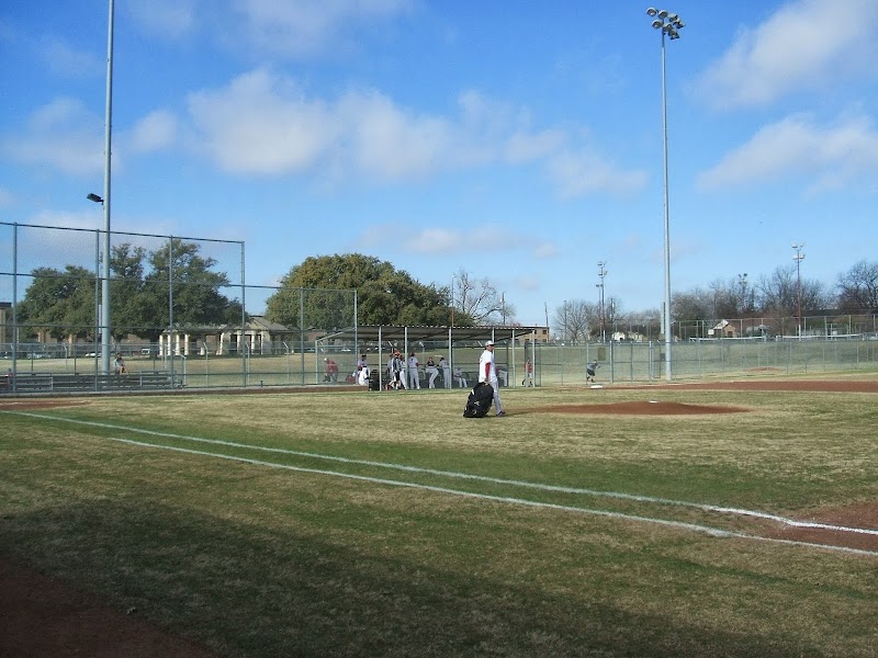 Willis C. Winters Park - Pickleball in Dallas, Texas