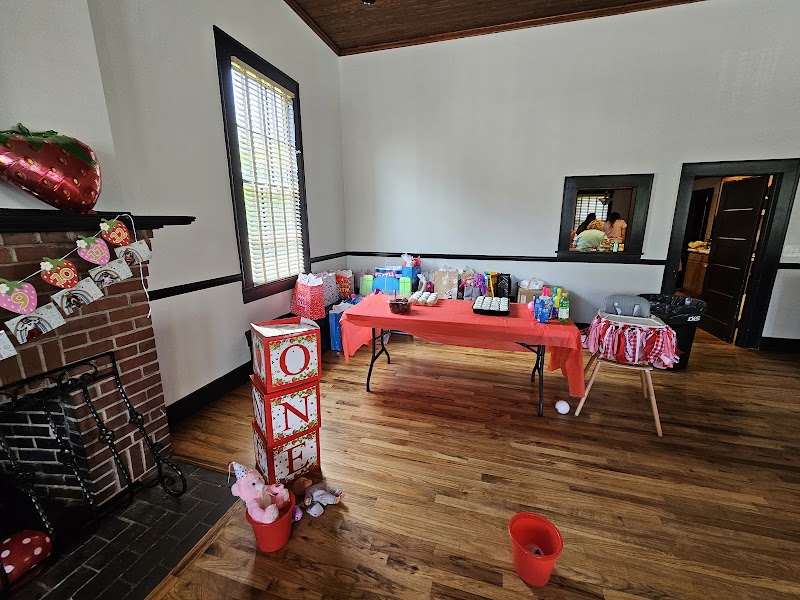 Burgaw Community House