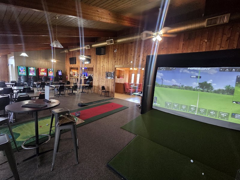 Twin Pines Country Club