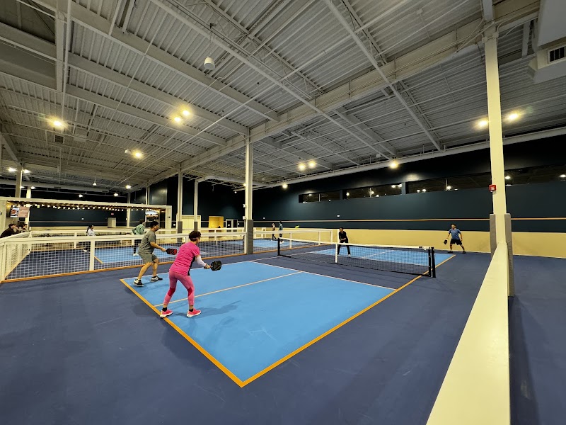 Pickle Haus - Pickleball in Crystal Lake, Illinois