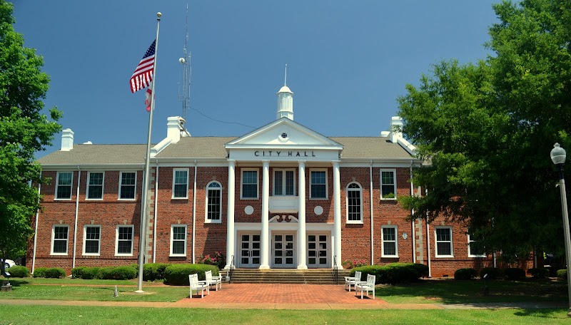 Greenville City Hall - Pickleball in Greenville, Alabama