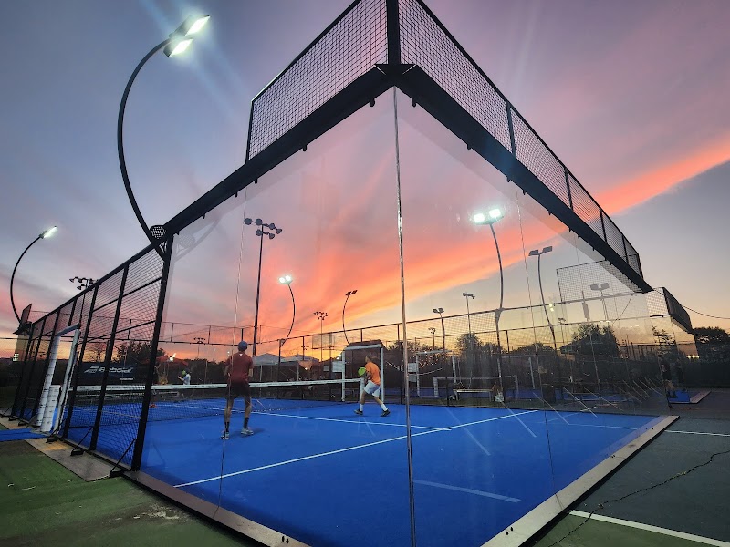 Padel Ranch | Outdoor Padel Courts & Club in Laval / Montreal
