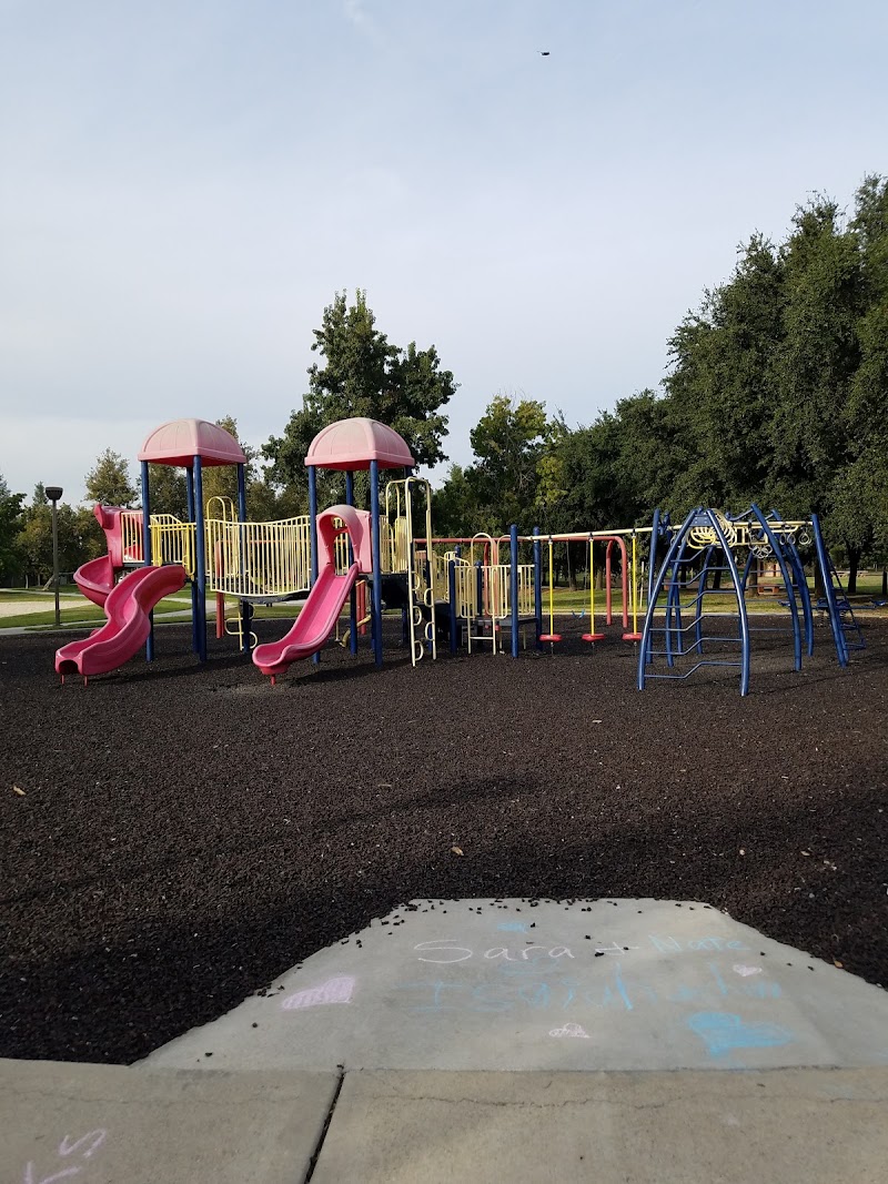Sierra Bicentennial Park