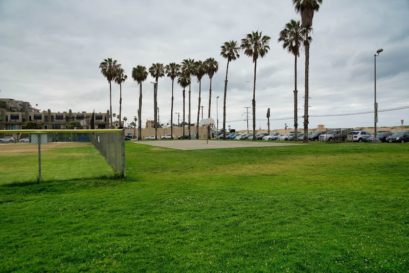 Playa del Rey Basketball Courts - Pickleball in Marina Del Rey, California