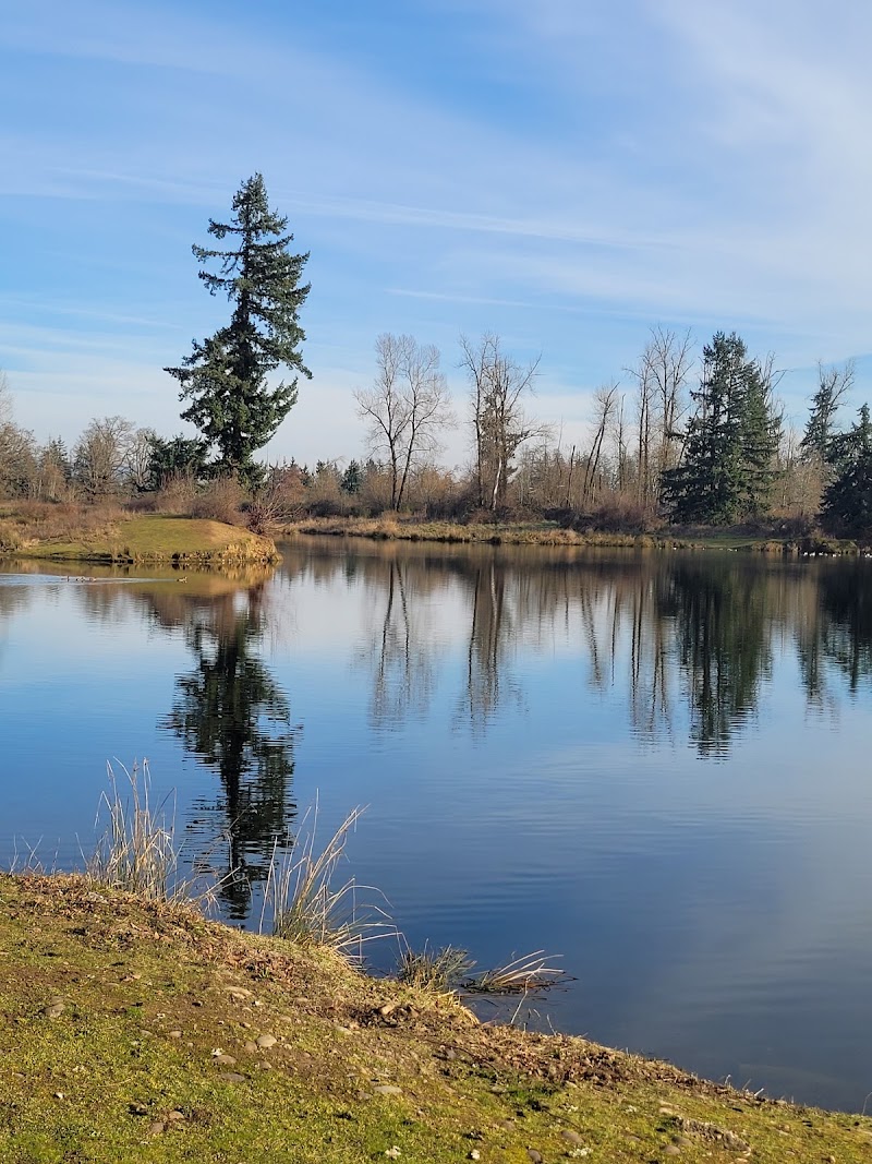 Aumsville Ponds Parking