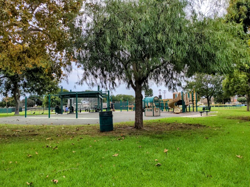 Oak Knoll Park