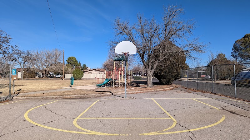 El Encanto Park