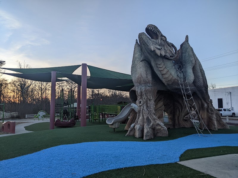 Loch Neuse Dragon Playground - Pickleball in Kinston, North Carolina