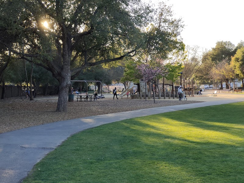El Quito Park