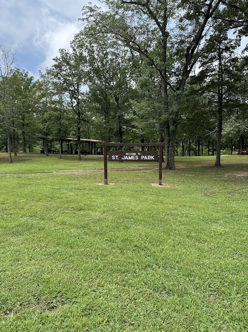 St. James Park - Pickleball in Bourbon, Missouri