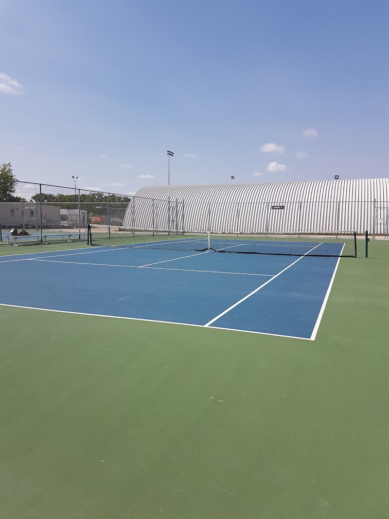 University of Manitoba Outdoor Tennis Courts
