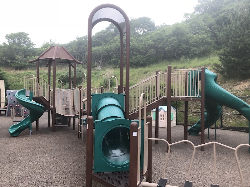 Montauk Playhouse Community Center