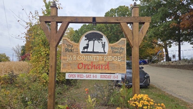 J&R Country Ridge Orchard
