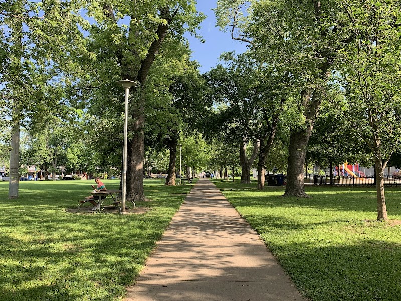 Dovercourt Park