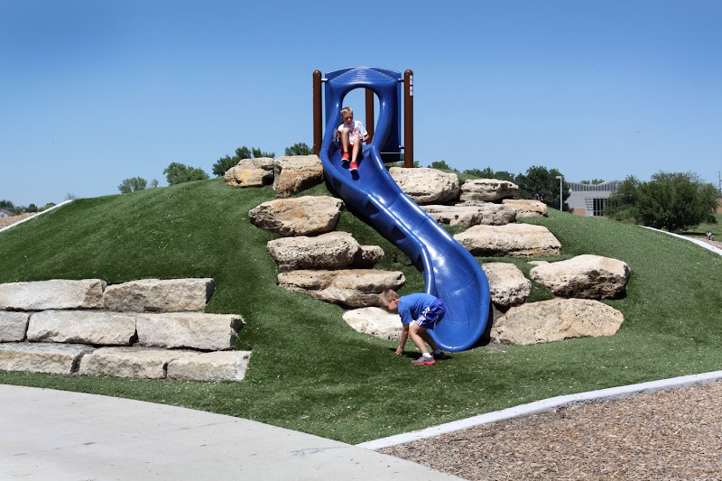 Meadowmere Park - Pickleball in Grandview, Missouri