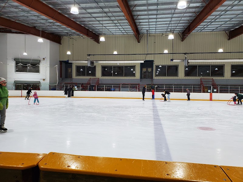 Dakota Community Centre / Jonathan Toews Sportsplex - Pickleball in Winnipeg, Manitoba