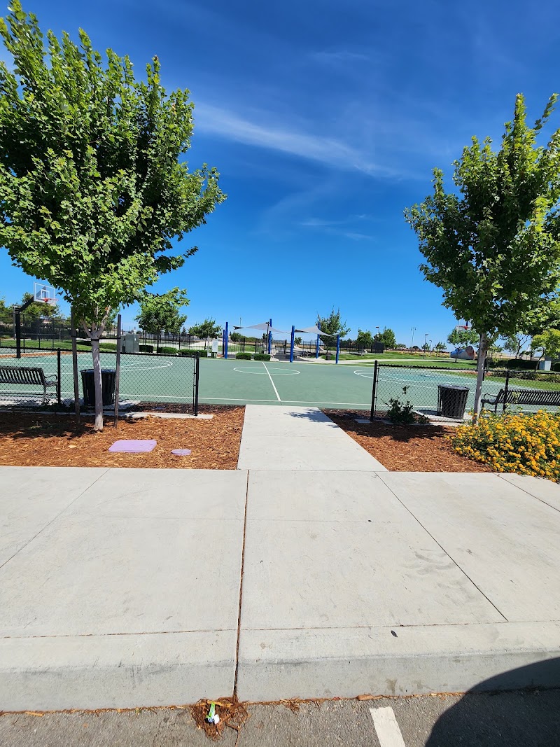 Lathrop Pickleball courts