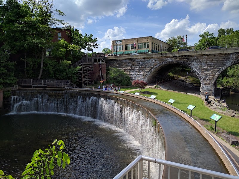 Franklin Mills Riveredge Park
