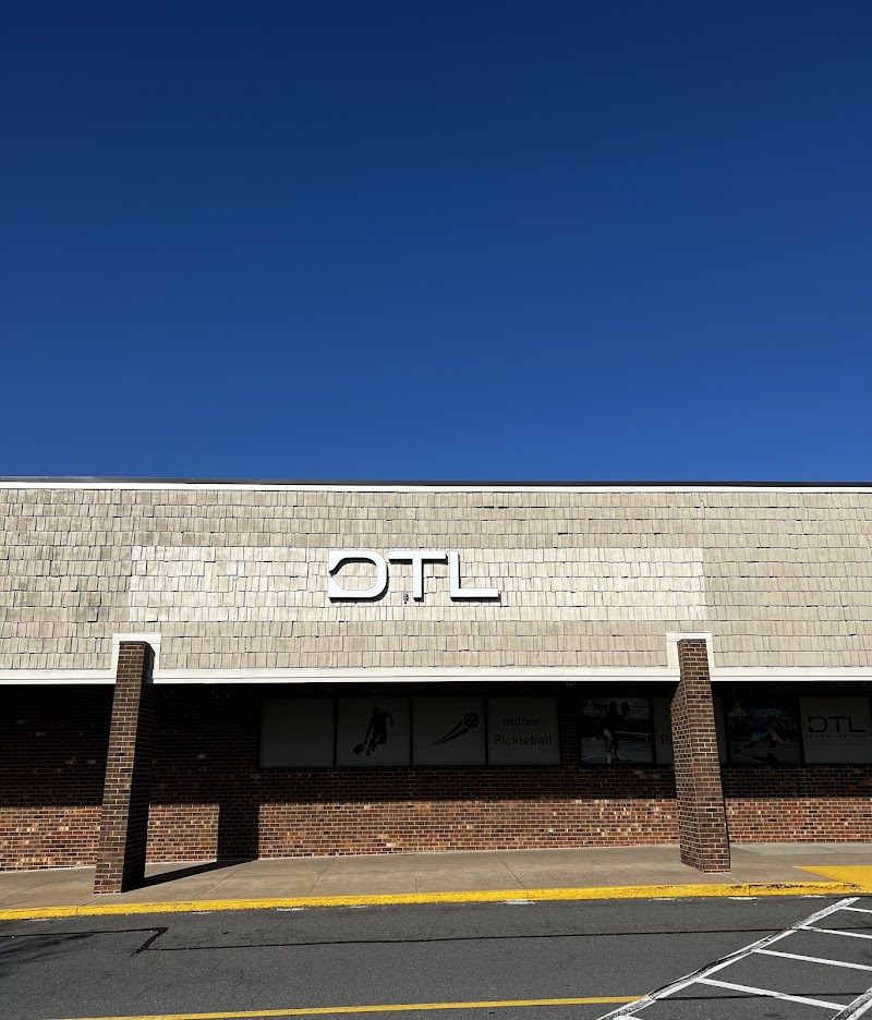 DTL | Down the Line Sports Center - Pickleball in Fairfax, Virginia