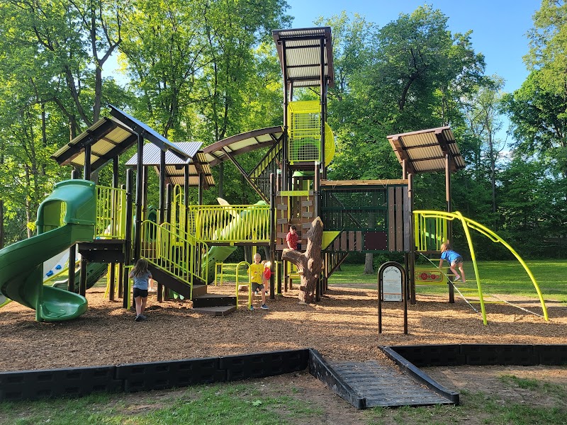 Kiwanis Park - Pickleball in Holt, Michigan