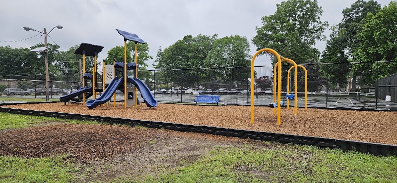 Saddle Brook Park