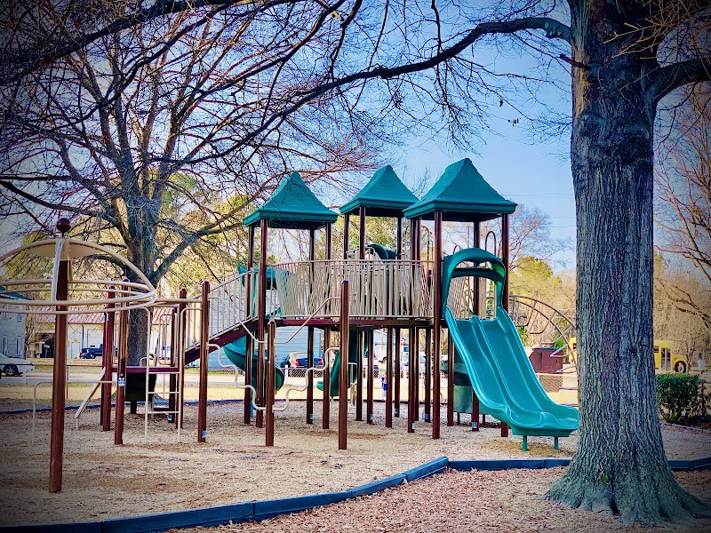 Raiford Street Park - Pickleball in Selma, North Carolina