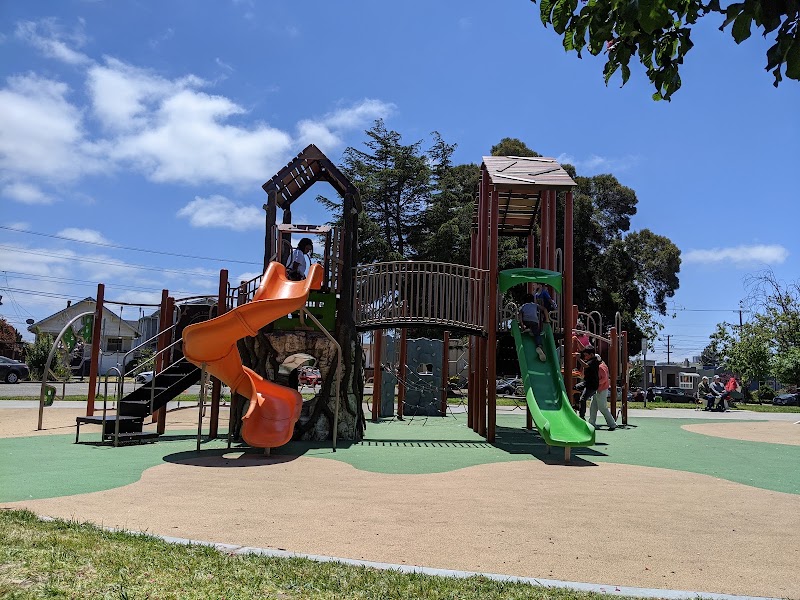 San Pablo Park - Pickleball in Emeryville, California