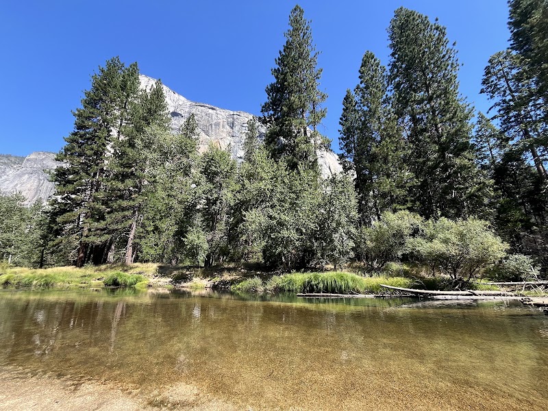 Cathedral Beach Picnic Area