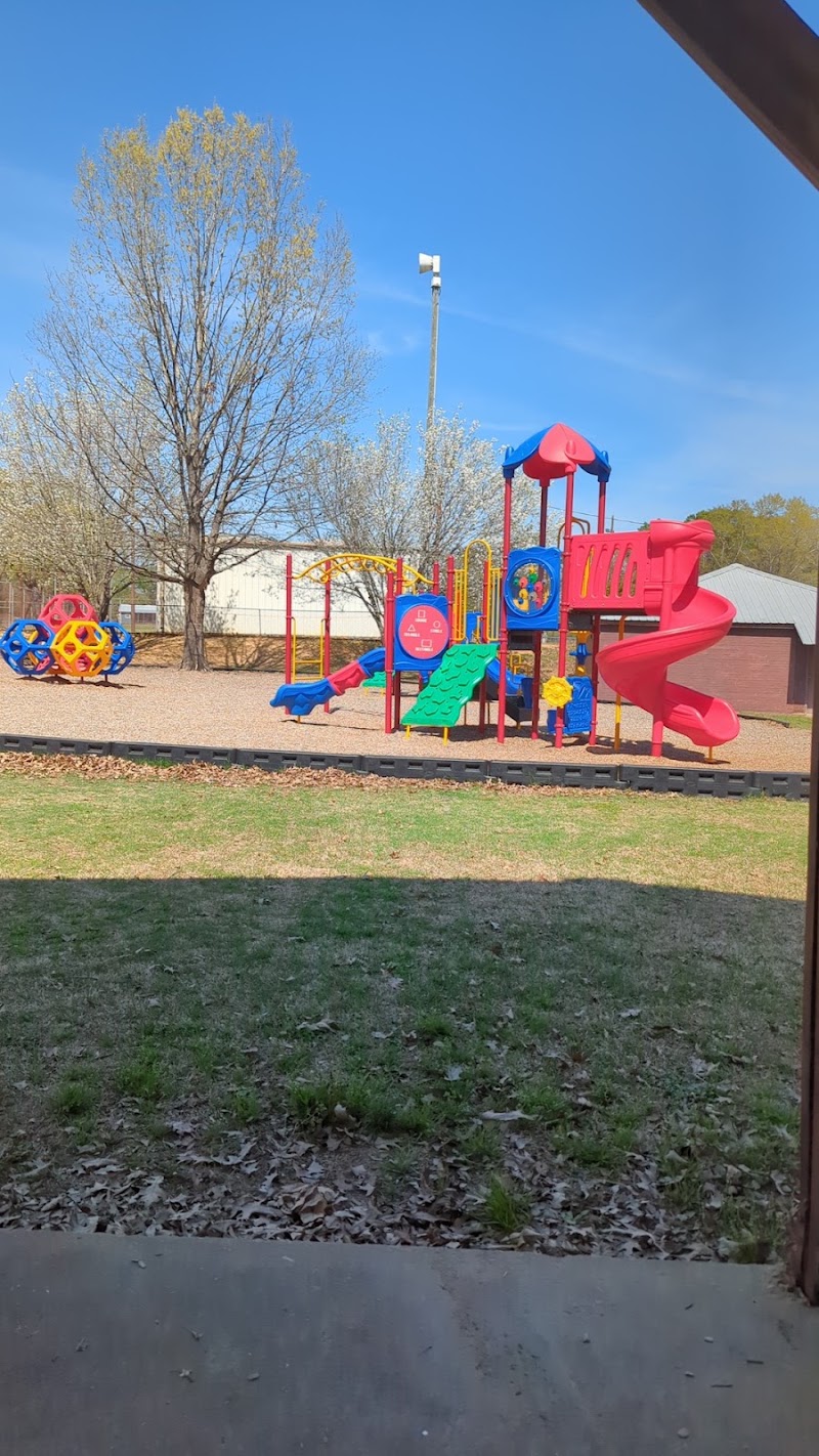 Funtastic Fort (Carville Park) - Pickleball in Tallassee, Alabama
